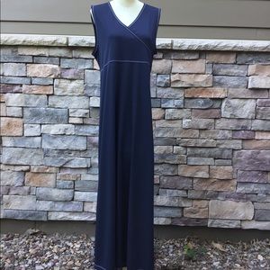 Motherhood maternity size large navy maxi dress